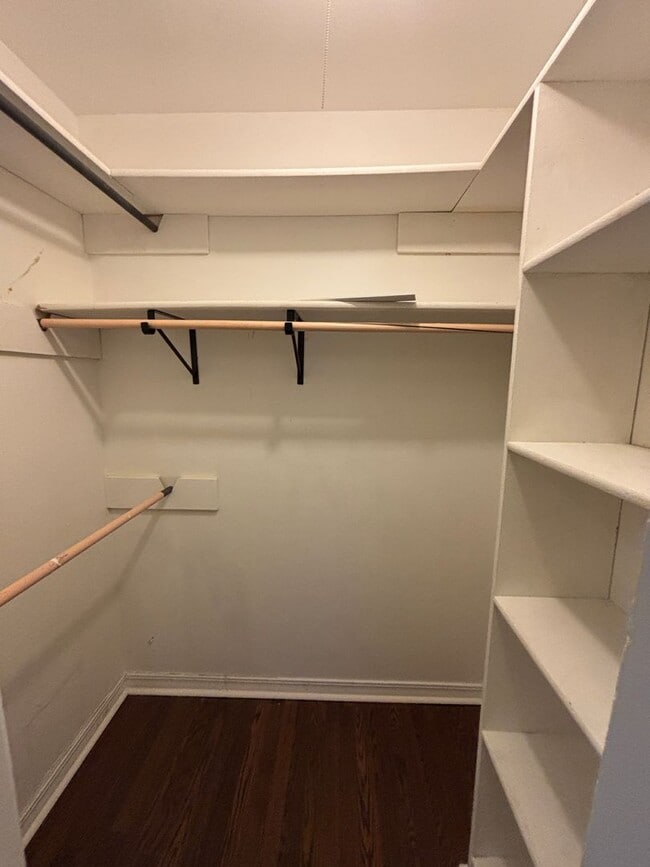 Building Photo - 9503 Balsa Dr