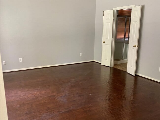 Building Photo - 118 N Willow Point Cir