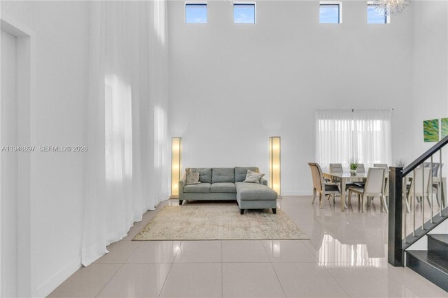 Building Photo - 10890 Shore St