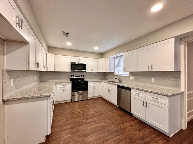 Building Photo - 3439 Aspen Bend Dr