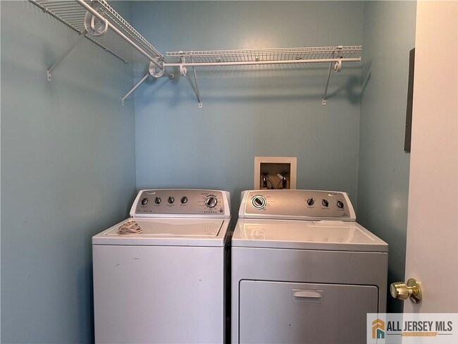 Building Photo - 12 Covington Ct