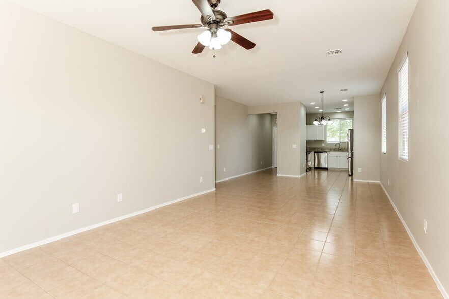 Building Photo - 1072 S 177th Dr