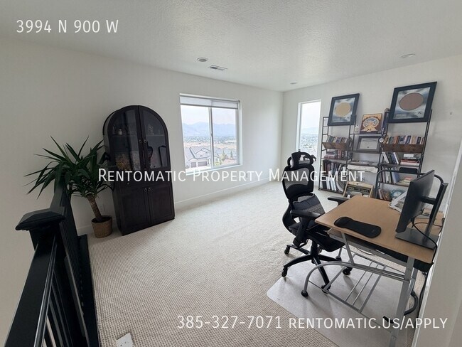 Building Photo - 3994 N 900 W