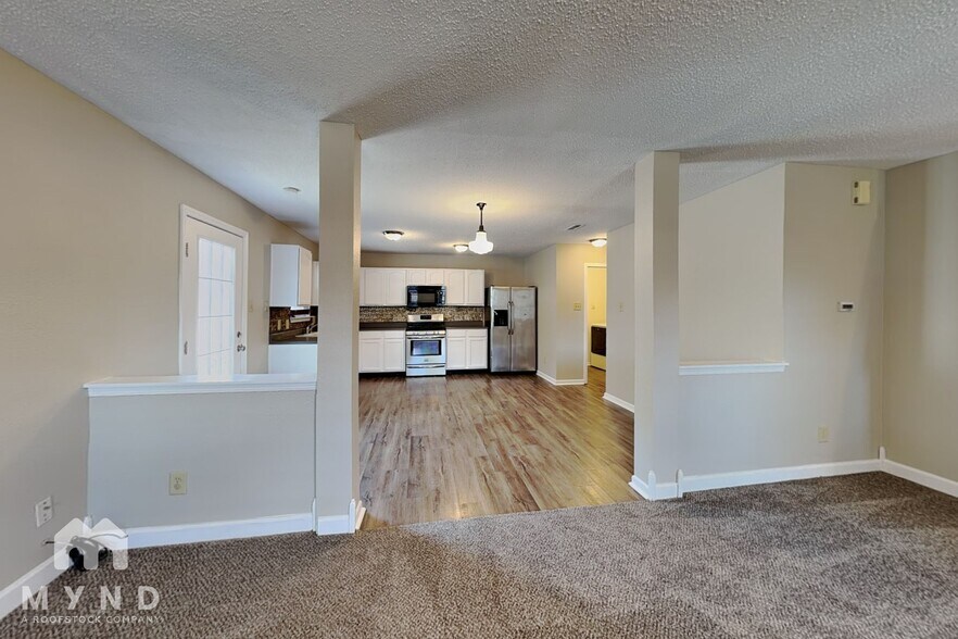 Building Photo - 12632 Endurance Dr