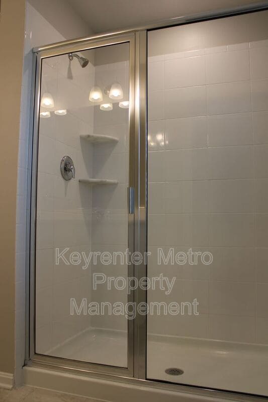 Building Photo - 9818 Ruby Lockhart Blvd