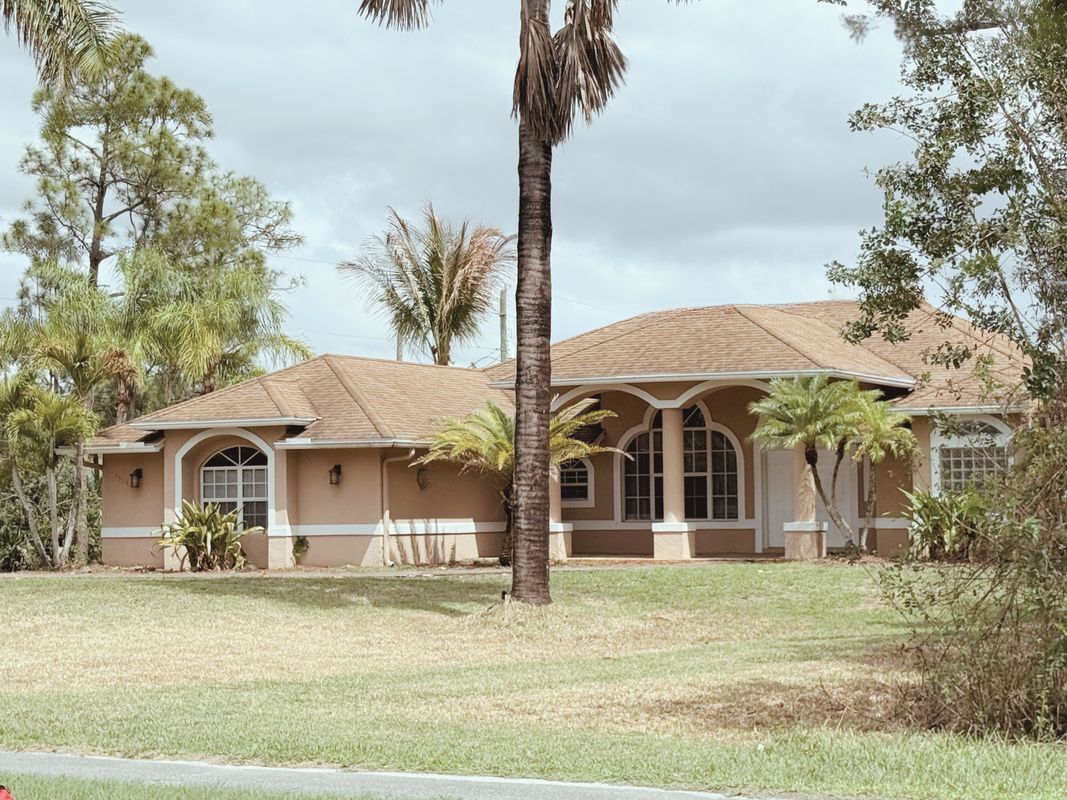 Building Photo - 7534 Coconut Blvd