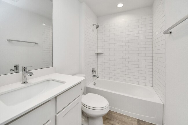 Building Photo - 7803 Golden Rubia Ln