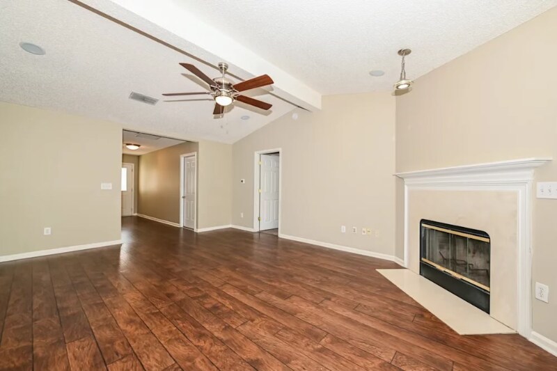 Building Photo - 13775 Sea Mist Dr