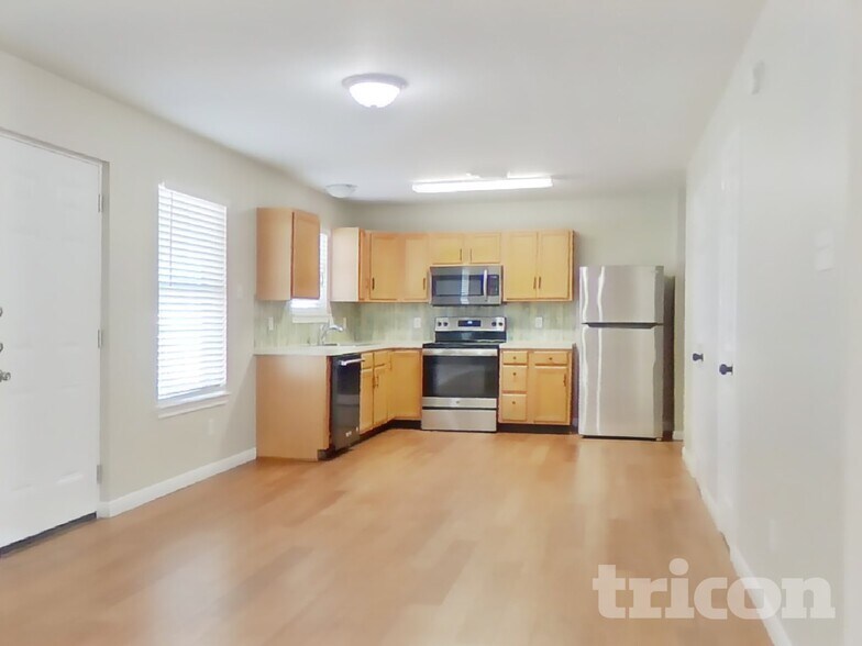 Building Photo - 5003 Hauna Ln