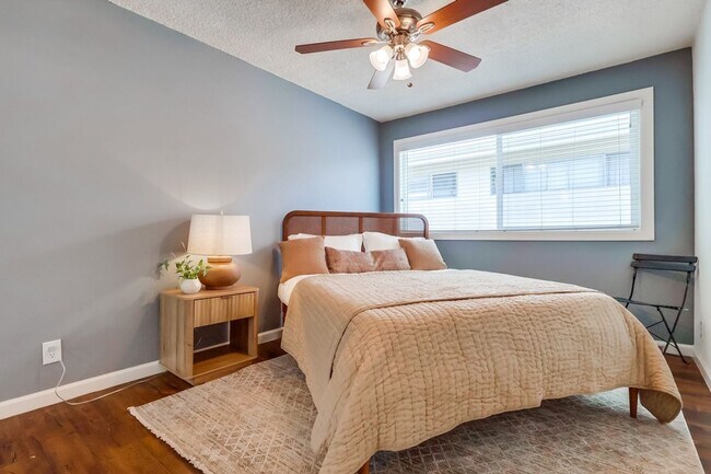 Building Photo - 6117 11th Ave