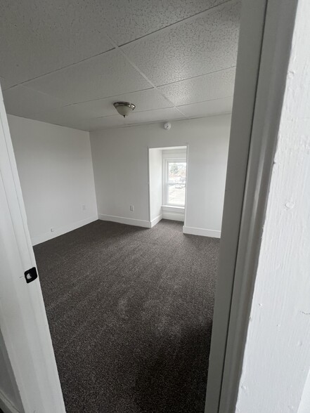 Bedroom 1 - 739 N George St