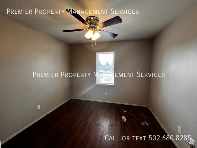 Building Photo - 9407 La Grange Rd