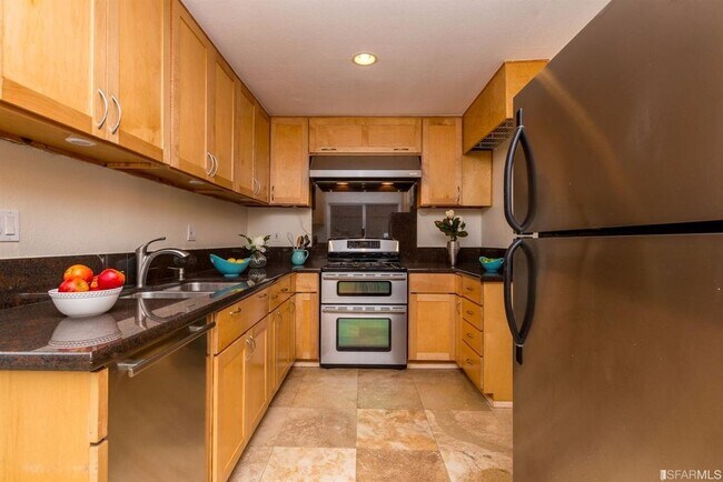 Building Photo - 49 Saint Michaels Ct