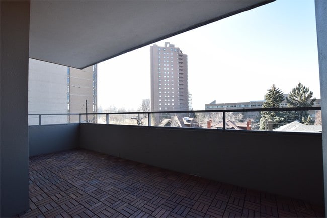 Building Photo - 1313 N Williams St