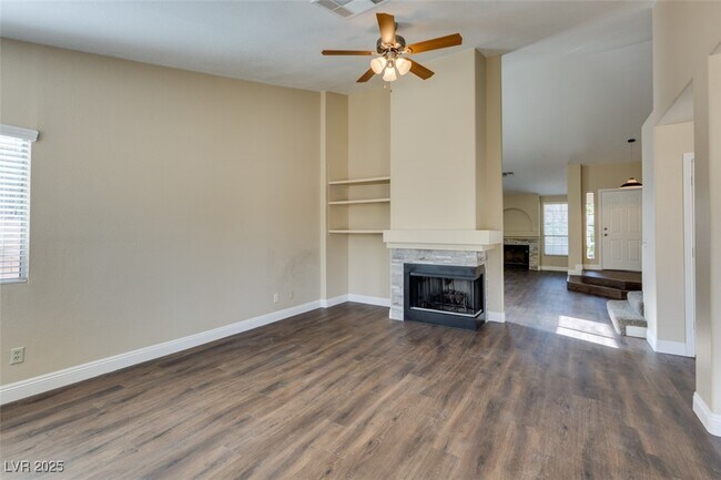 Building Photo - 324 Redondo St