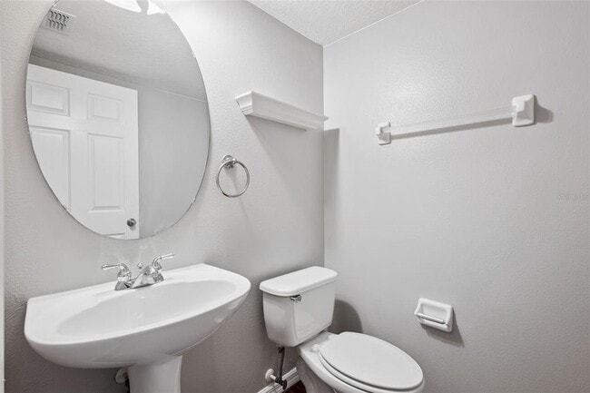 Building Photo - 3757 Clubside Pointe Dr