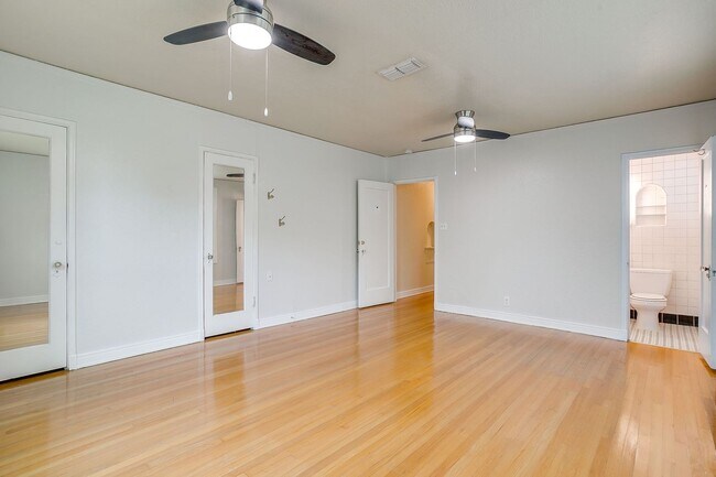 Building Photo - 3256 Greene Ave