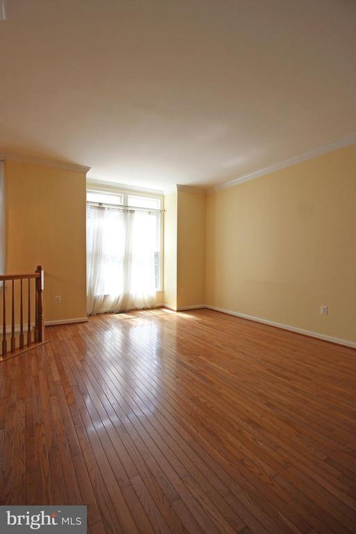 Building Photo - 11799 Valley Ridge Cir
