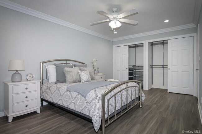 Building Photo - 92 S Clinton Ave