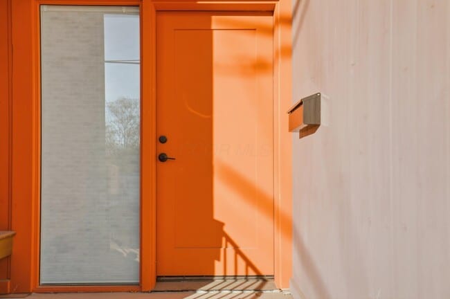 Building Photo - 33 N Blacksmith Ln