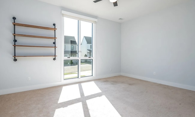 Building Photo - 7092 Fain Park Dr