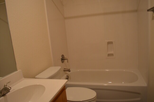 Primary Photo - 308 Elbert Ln