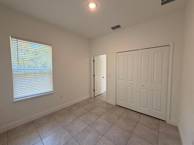 Building Photo - 16100 SW 35th Court Rd