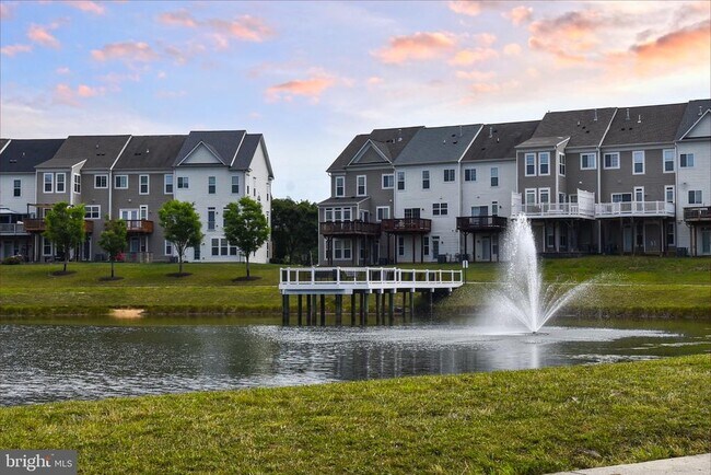Building Photo - 15511 Kennett Square Way