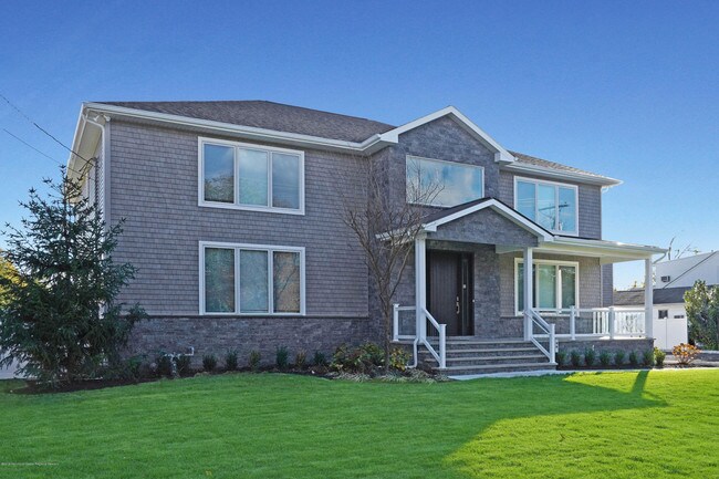 Building Photo - 98 Hollywood Ave