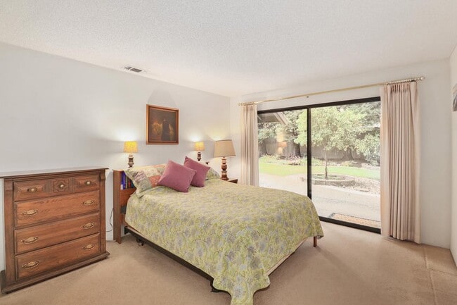 Building Photo - 11465 Ghirardelli Ct