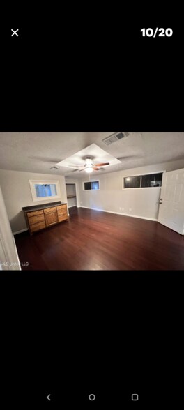 Building Photo - 1317 Fernwood Dr