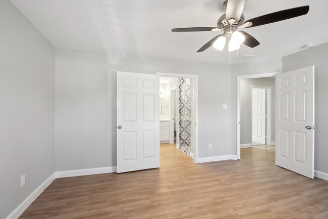 Building Photo - 1127 Cascade Creek Dr