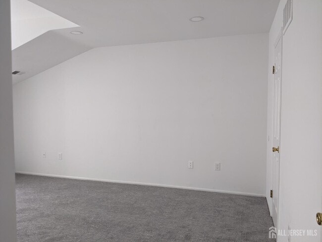 Building Photo - 310 Michaels Ct