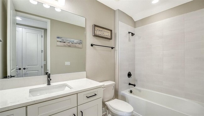 Building Photo - 16905 Sweetwater Village Dr