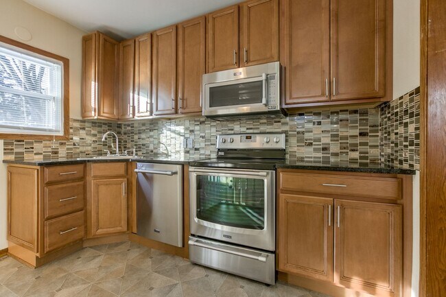 Building Photo - 4859 Calvert St