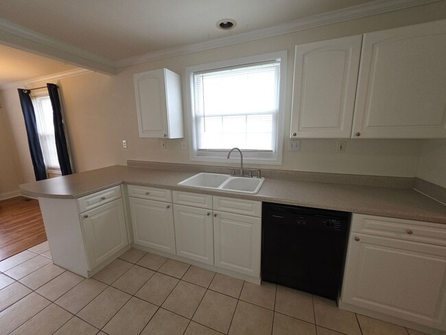 Building Photo - 356 Melbourne Ct