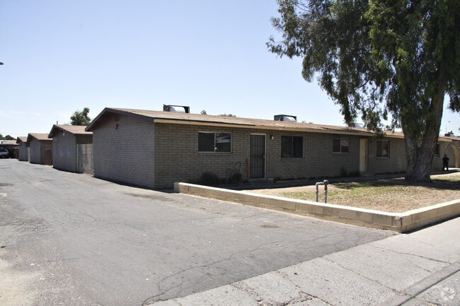 Primary Photo - Desert Sun Apartments