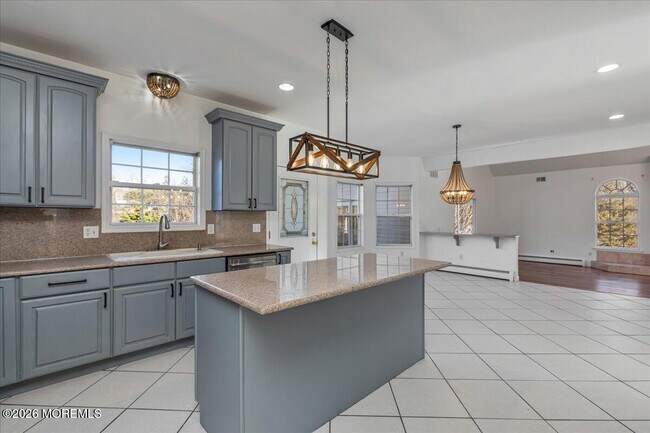 Building Photo - 257 Ford Rd