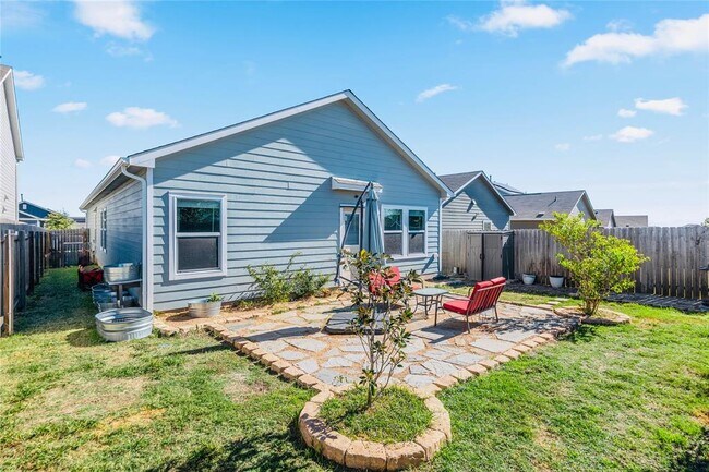 Building Photo - 2313 Forgetmenot Ln