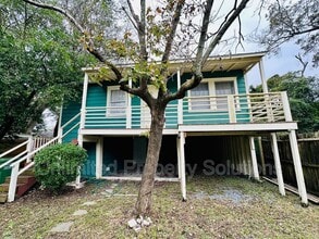 Building Photo - 1722 1/2 Orange Street