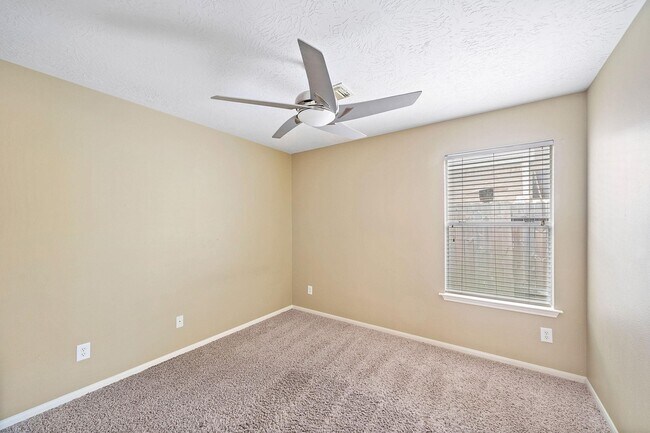 Building Photo - 17110 Ginger Fields Ln