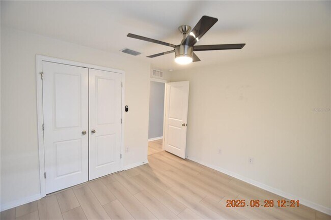 Building Photo - 8075 Broad Pointe Dr