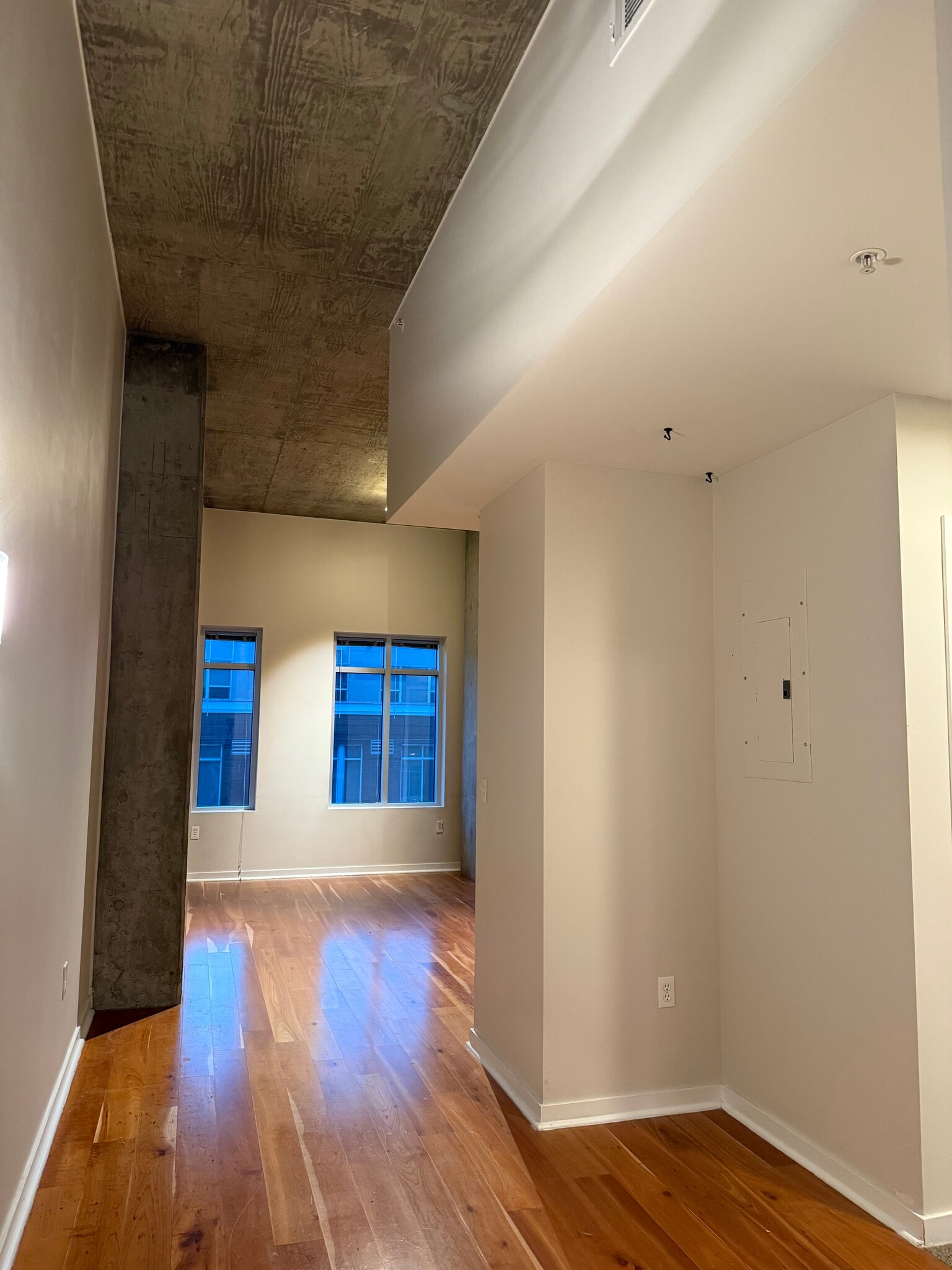 Building Photo - 1700 Bassett St