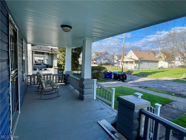 Building Photo - 4032 E 142nd St