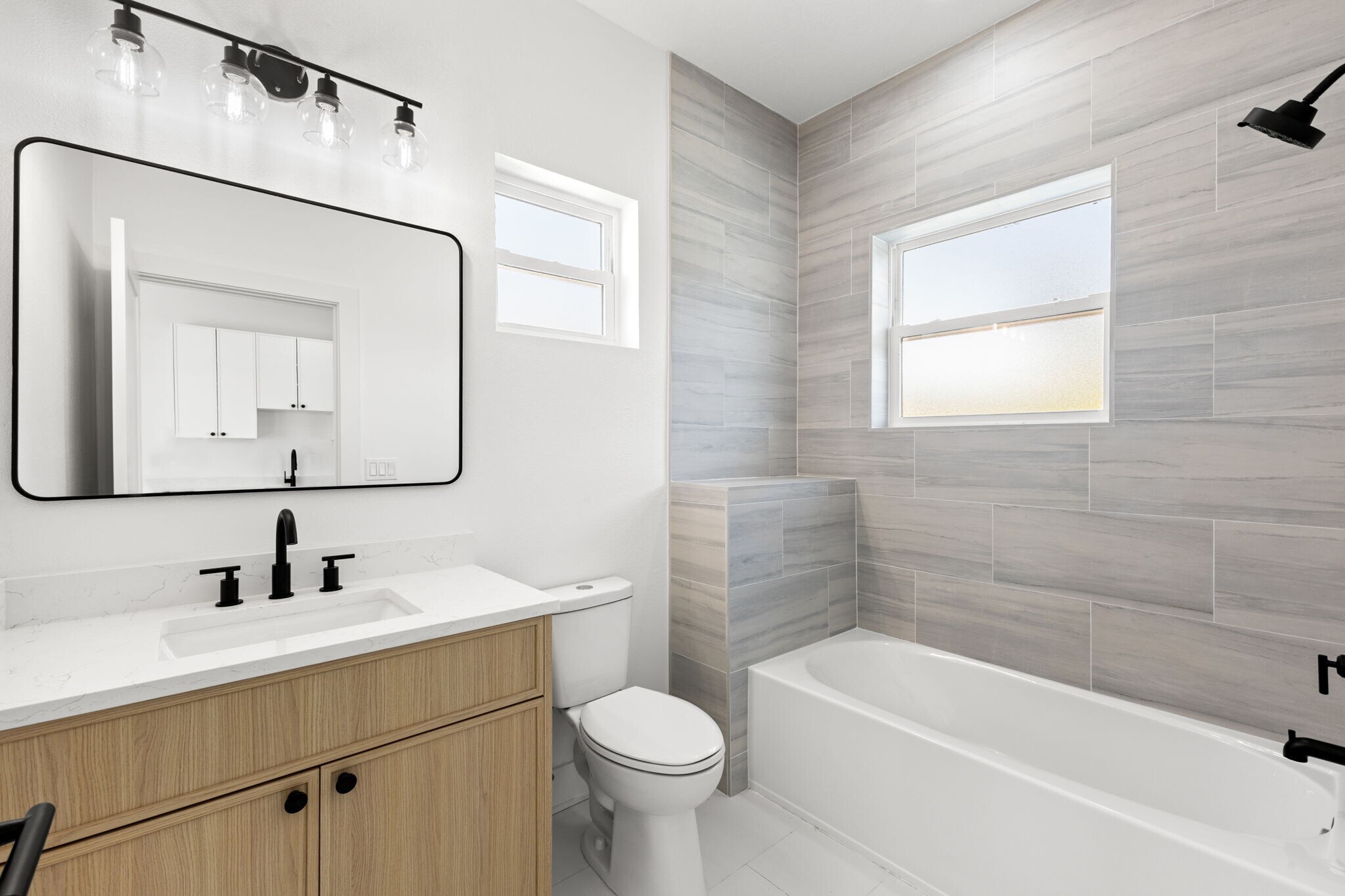 Building Photo - 2525 13th Ave N