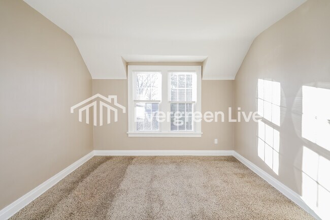 Building Photo - 3924 Washington Ave