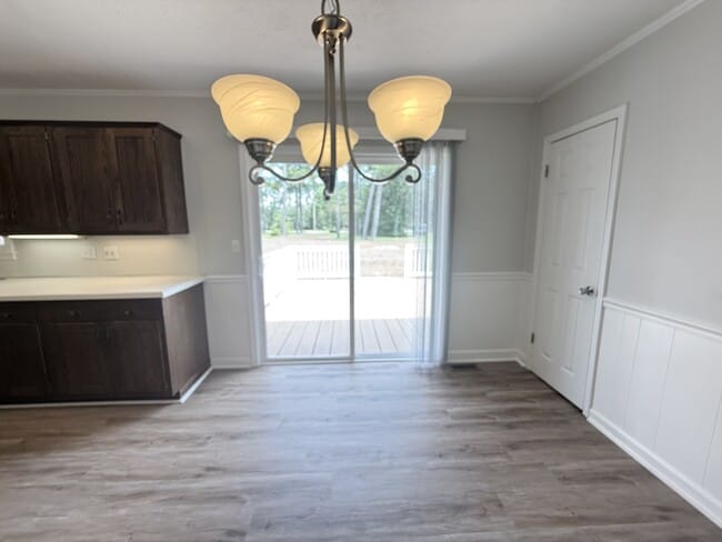 Building Photo - 1303 SC-90