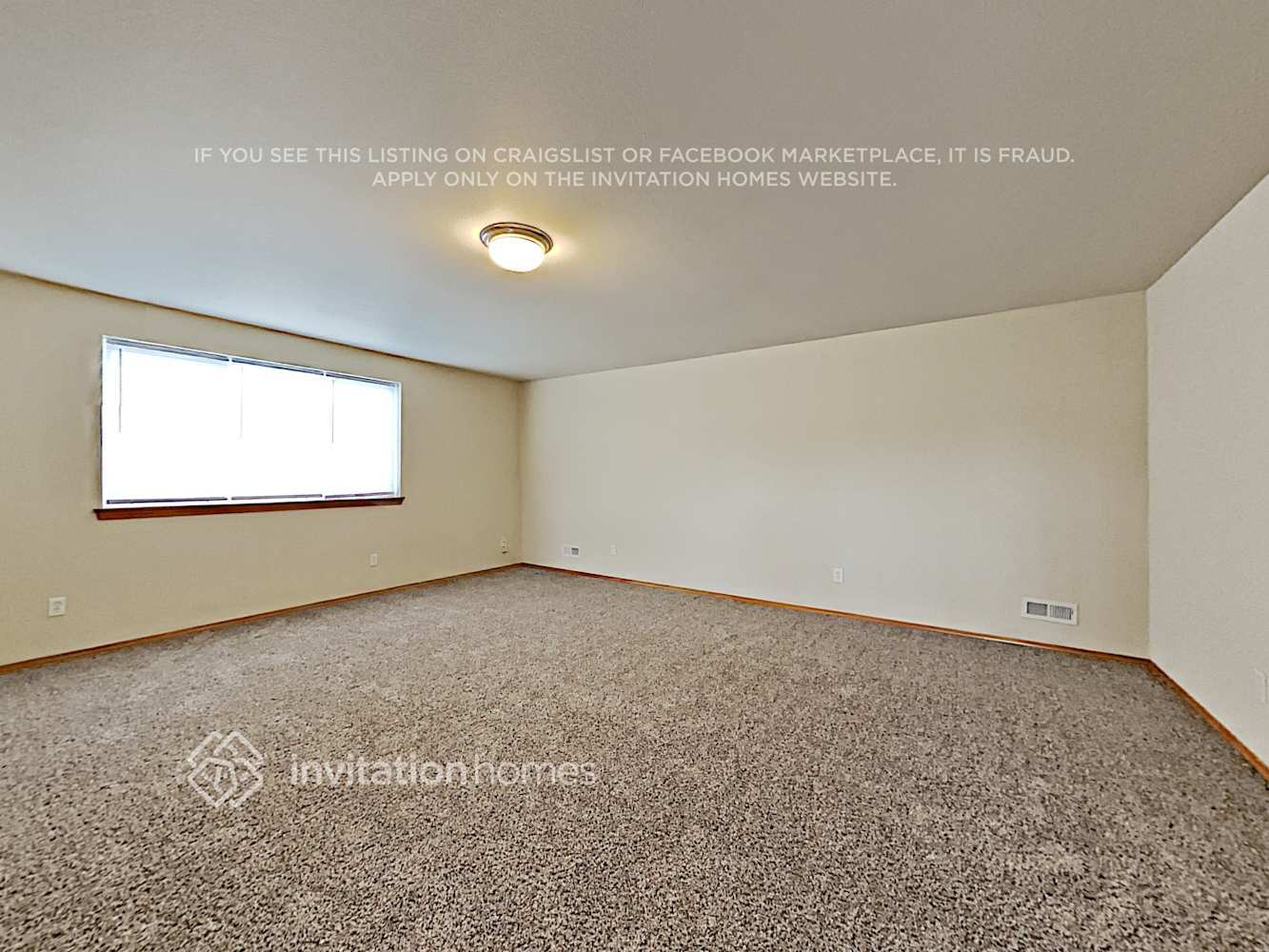 Building Photo - 1009 Eagle Ave SW