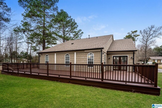 Building Photo - 2812 Lambert Cir