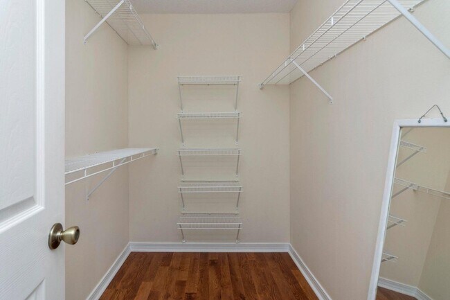 Building Photo - 168 Cabana Way